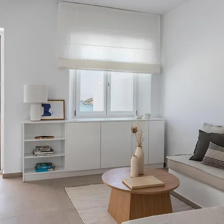 Citadela Paros Molos - Beachfront Maisonette With Plunge Pool Vakantiehuis Molos (Paros)