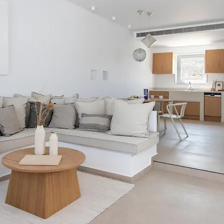 Tatil Evi Citadela Paros Molos - Beachfront Maisonette With Plunge Pool