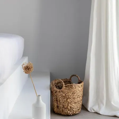 Citadela Paros Molos - Beachfront Maisonette With Plunge Pool בית נופש