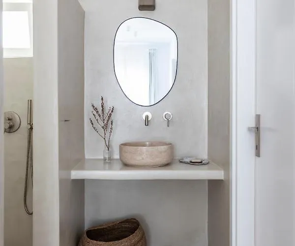 Citadela Paros Molos - Beachfront Maisonette With Plunge Pool Semesterbostad Molos (Paros)