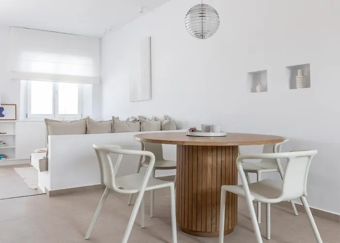 Citadela Paros Molos - Beachfront Maisonette With Plunge Pool