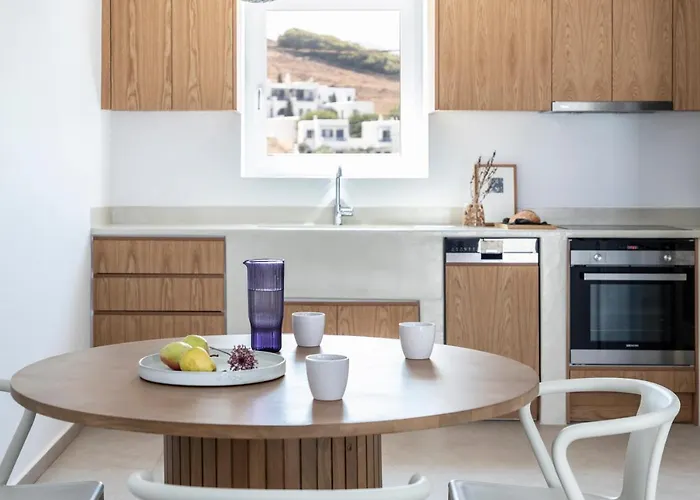 Citadela Paros Molos - Beachfront Maisonette With Plunge Pool